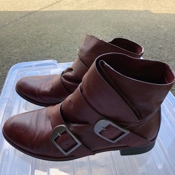 burgundy flat ankle boots